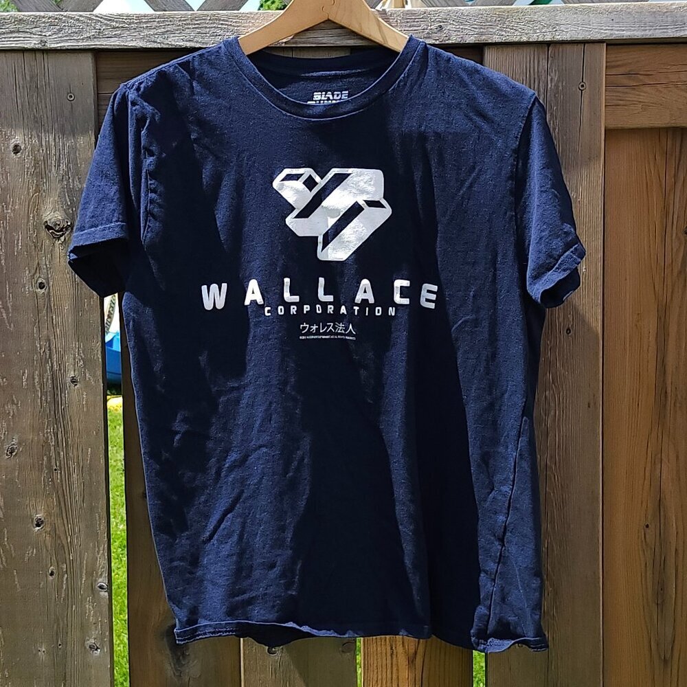 BLADE RUNNER 2049 Wallace Corporation t-shirt LOOT CRATE Size Large 2017